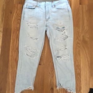 American eagle tomgirl ripped jeans size 8